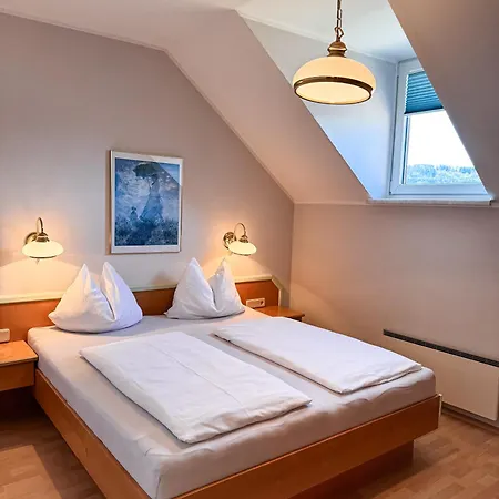 Apartment Ferienwohnungen Fischerhaus - Direkt Am See *