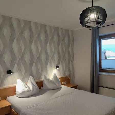 公寓 弗瑞恩瓦内格恩弗斯克尔豪斯 - 迪瑞克艾姆斯酒店