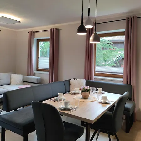 Ferienwohnungen Fischerhaus - Direkt Am See Lägenhet *
