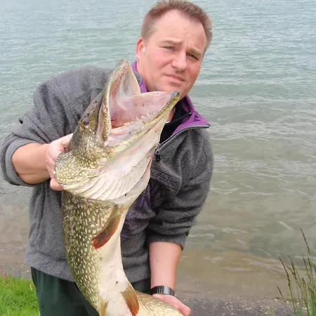 公寓 弗瑞恩瓦内格恩弗斯克尔豪斯 - 迪瑞克艾姆斯酒店