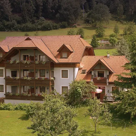 Apartment Ferienwohnungen Fischerhaus - Direkt Am See *