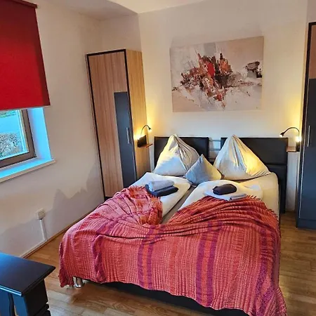 Apartment Ferienwohnungen Fischerhaus - Direkt Am See