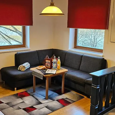 弗瑞恩瓦内格恩弗斯克尔豪斯 - 迪瑞克艾姆斯酒店 *