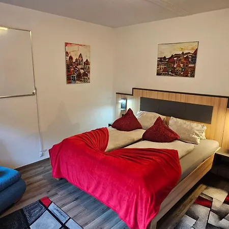 弗瑞恩瓦内格恩弗斯克尔豪斯 - 迪瑞克艾姆斯酒店